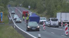 Kolonám na hranicích odzvonilo. Otevřely se další hraniční přechody