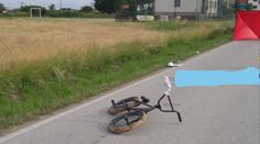 Policie zadržela řidiče, podezřelého ze srážky cyklisty. Ten na místě zemřel