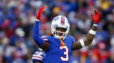 Hráč NFL už je po zástavě srdce vzhůru. Lékařů se zeptal, jak zápas skončil