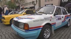 Rallye Praha Revival odstartovala. Diváci se mohou těšit na opravdové skvosty