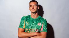 Nabídek bylo víc, ale PSV nás oslnilo vším, říká po přestupu gólman Kovář