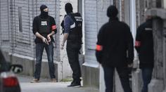 Policie a teroristé po sobě stříleli v centru Bruselu! 1 terorista mrtvý