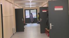 Na Jesenicku otevírají provizorní modulární školu. Tu původní žákům zničila povodeň