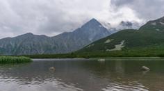 Ohromná bezohlednost, turisté si z ledovcového jezera udělali bazén