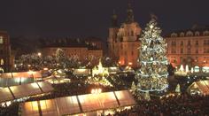 Vánoční strom na Staromáku už září! Rozsvícení viděly tisíce lidí