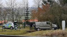 Lidé chtějí pomoci muži, který bránil střelbou svůj dům. Poslali desetitisíce