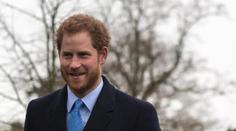 Harry vyrazil na cesty bez Meghan! Uctil i oběti teroristů