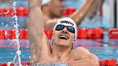 První česká medaile na paralympiádě v Paříži. Plavec Kratochvíl získal zlato