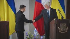 Zelenskyj na Pražském hradě poděkoval Česku. Pavel chce Ukrajinu v NATO
