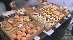 V Olomouci se koná tvarůžkový festival. Pořadatelé očekávají až 10 tisíc návštěvníků