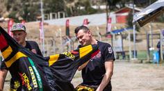 Dakar má volný den: Jak se pere prádlo a opravují stroje v bivaku?