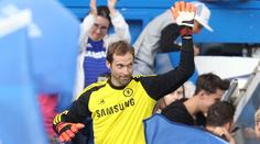 Modrá je ta barva, napsal Čech a zůstává v Chelsea