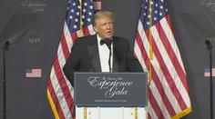 Trump se vrací na sociální sítě. Jeho účty byly pozastaveny po útoku na Kapitol