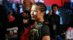 Koronavirus zasáhl UFC šampionku! Snaží se opustit rodnou Čínu
