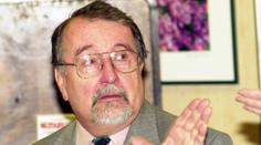 Zemřel Eduard Hrubeš. Moderoval oblíbený pořad Tak neváhej a toč!