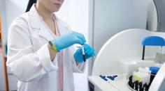 Nová naděje v léčbě rakoviny! Krevní test odhalí až 50 typů nemoci