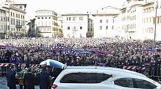 Itálie se loučila s Astorim: Dorazili Buffon,Totti a tisíce fanoušků