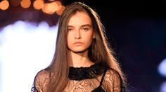 Česká krása dobývá svět. Soutěž Elite Model Look vyhrála Amélie Konšelová
