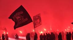 Takhle se slaví titul: Řečtí fanoušci málem zapálili celý stadion! VIDEO
