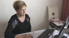 Eva se zamilovala přes internet. Láska ji totálně zruinovala!