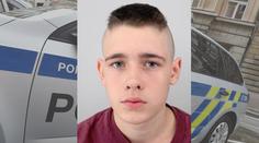 Policie pátrá po nebezpečném mladíkovi. Může být ozbrojený!