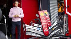 Šéf Ferrari má Hamiltona i Leclerca plné zuby: Měli by méně mluvit a více jezdit