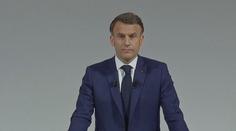 Macron vyhlásil předčasné parlamentní volby, způsobil tím ve Francii chaos