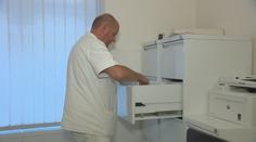 Pojišťovny by mohly přispět i na lepší péči, chtějí poslanci. Opozice nesouhlasí