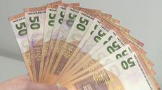 Muž platil falešnými eury. Může poslat do vězení nevinné lidi