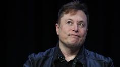 Musk zasadil Ukrajině tvrdou ránu. Jen se řídím doporučením, brání se