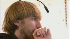 Z části robot a z části člověk: Británie má prvního oficiálně uznávaného kyborga!