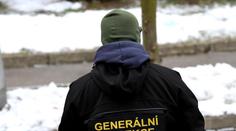 Policista měl navést kolegu ke zfalšování spisu, vyšetřují ho