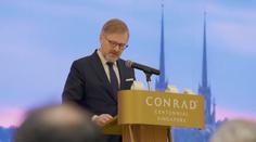 Fiala navštívil v Singapuru investiční fondy. Jsou bohatší než celé Česko