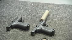 Senát chce zákaz tlumičů. Zbraňový zákon se vrátil poslancům