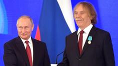 Nohavicovi zakazují kvůli Putinovi zpívat. Zbytečné kádrování, říká kritik. ANKETA