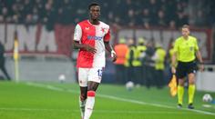 Červená karta pro Mbodjiho byla jasná, tvrdí komise. Fanoušci přesto nesouhlasí