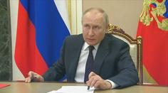 Putin se bojí opouštět svůj úkryt. Nepředstoupí ani před poslance