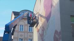 V Plzni začal streetartový festival. Lidé žádají umělce, aby jim vylepšili fasády