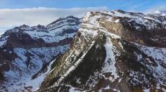Nepál chce uklidit Mount Everest. Horolezci tam zanechali tuny odpadků