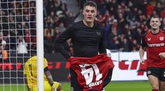 Fantastický Schick nadchl Bundesligu. Je nejlepším českým střelcem v historii