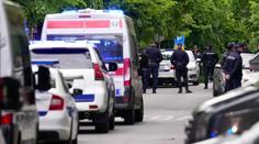 Devět mrtvých po střelbě ve škole v Srbsku. Chlapec (13) ukradl zbraň otci
