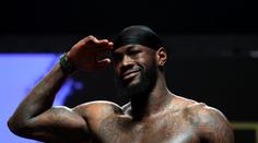 Takhle se vydělává! Boxer Wilder dostane miliony za čekání
