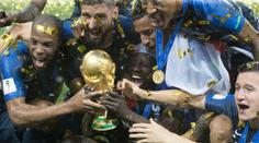 Fotbalista z Francie prodal medaili! Zlato z MS se vydražilo za 1,8 milionu