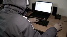 Žena si kvůli podvodníkovi půjčila statisíce. Tvrdil, že ho přepadli piráti
