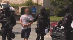 To mimino podřežu a vyhodím z okna, hrozil opilý otec. Může dostat 12 let