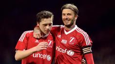 Beckham i slavný zpěvák. V Anglii se odehraje zápas na podporu Ukrajiny