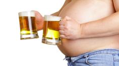 Pivo jak kobliha, víno jak dort! Po kterém alkoholu přiberete nejvíc?