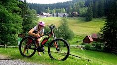Na Valašsku můžete roztočit kola bicyklů stejně jako frgály