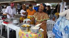 Ulice brazilských měst ovládla africká kultura. Zájem budí tradiční pochoutka