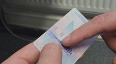 Šoféry čeká velká výměna řidičáků. V roce 2023 končí platnost 875 tisíců průkazů